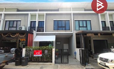 Продажа 3 спальни таунхаус в Sai Noi, Нонтабури