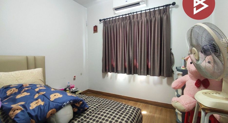 For sale 3 bedrooms townhouse in Sai Noi, Nonthaburi