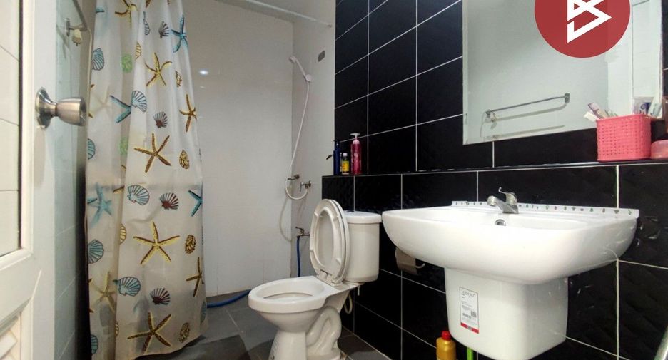 For sale 3 bedrooms townhouse in Sai Noi, Nonthaburi