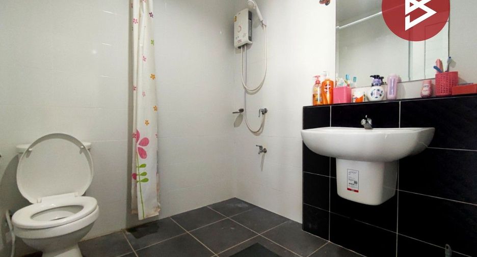 For sale 3 bedrooms townhouse in Sai Noi, Nonthaburi