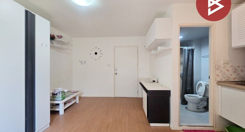 For sale 1 bed condo in Mueang Samut Prakan, Samut Prakan