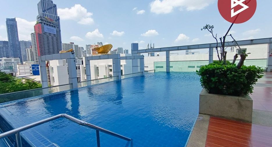Wohnung zum Kauf mit 2 Zimmer in Huai Khwang, Bangkok