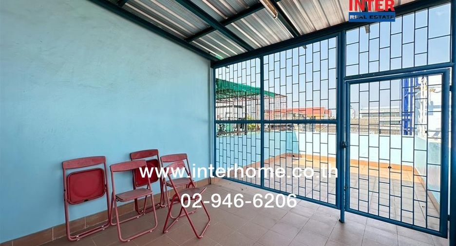 For sale 4 bedrooms retail Space in Bangkok Noi, Bangkok