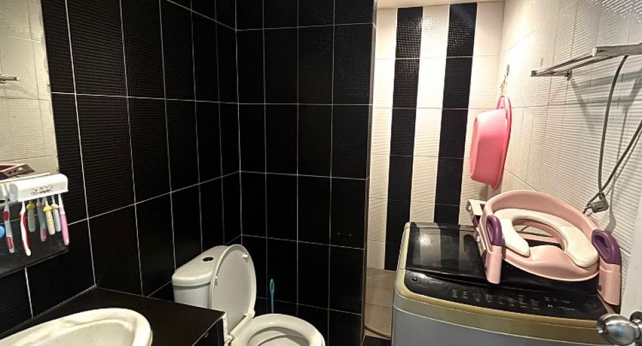 For sale 1 bed condo in Mueang Chon Buri, Chonburi