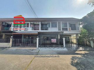 For Rent 2 Bedroom Townhouse In Bang Khen, Bangkok