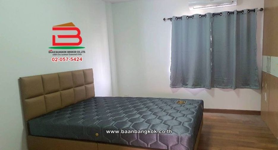 For rent そして for sale 2 ベッドルーム townhouse in Bang Khen, Bangkok