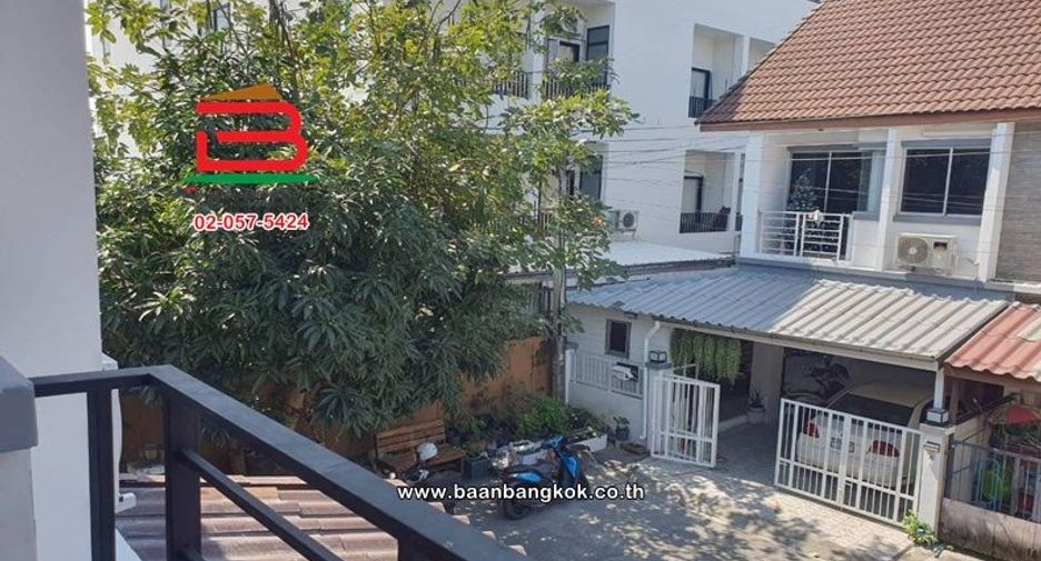 For rent そして for sale 2 ベッドルーム townhouse in Bang Khen, Bangkok