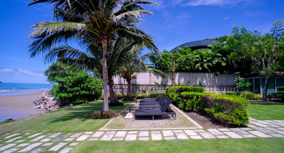 For sale 1 bed condo in Klaeng, Rayong