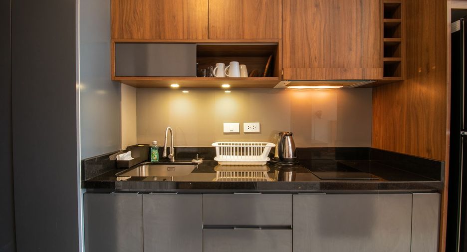 For sale 1 bed condo in Klaeng, Rayong