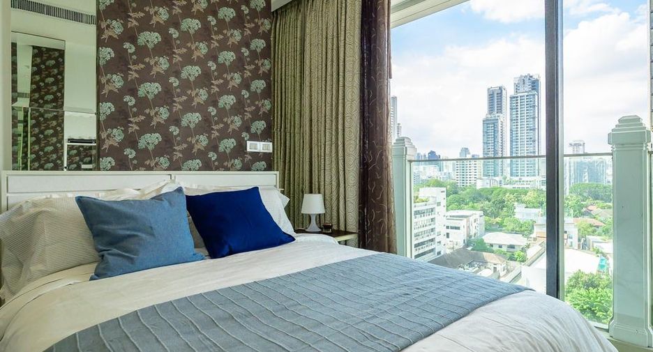 For rent 2 bedrooms condo in Watthana, Bangkok