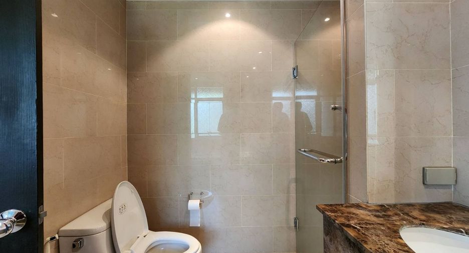 Condo en alquiler de 2 habitaciones en Watthana, Bangkok