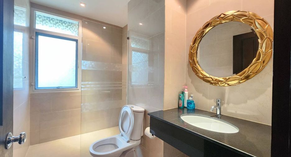 Condo en alquiler de 2 habitaciones en Watthana, Bangkok