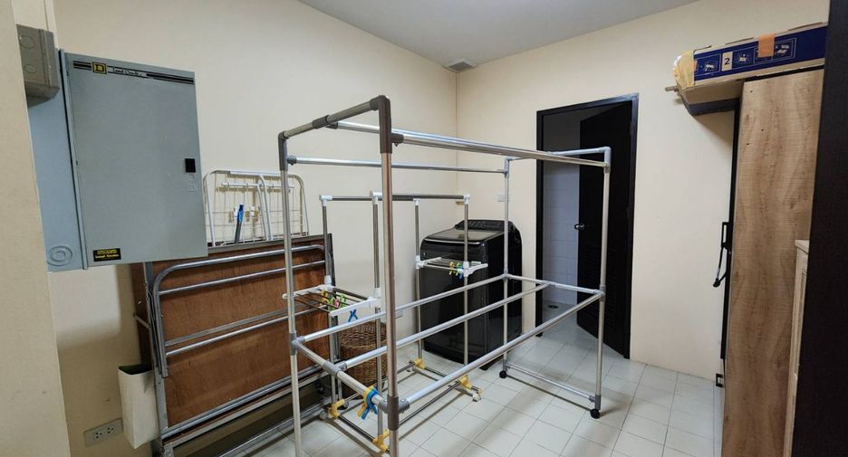Condo en alquiler de 2 habitaciones en Watthana, Bangkok