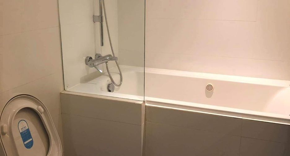 For rent 1 bed condo in Pathum Wan, Bangkok