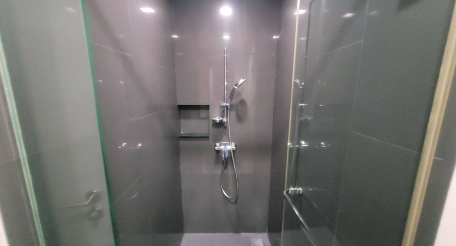 Wohnung zur Miete mit 2 Zimmer in Watthana, Bangkok