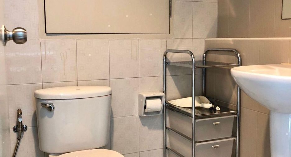 Аренда 1 кровать кондо в Кхлонг Тоеи, Бангкок