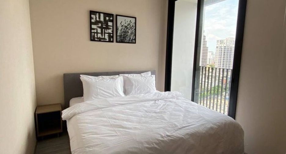 For rent 2 bedrooms condo in Watthana, Bangkok