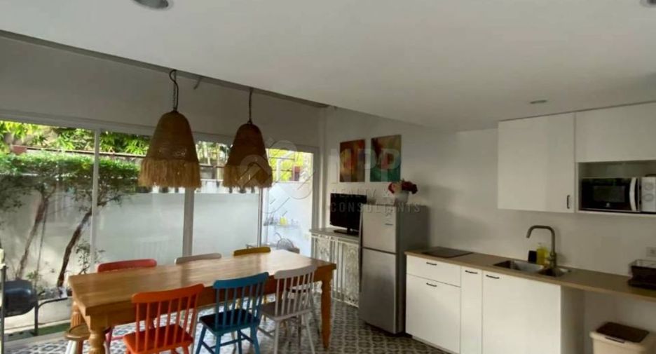 Casa en alquiler de 4 habitaciones 