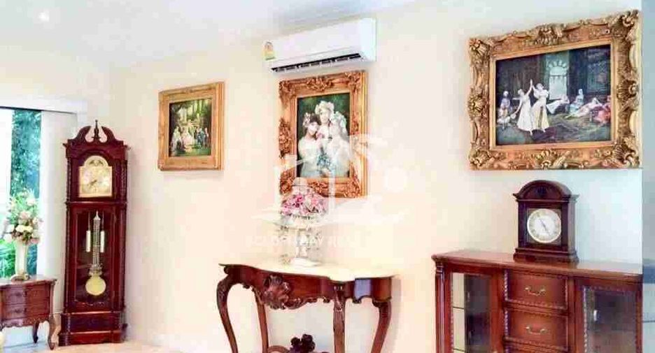 Haus zum Kauf mit 4 Zimmer in Bang Lamung, Chonburi