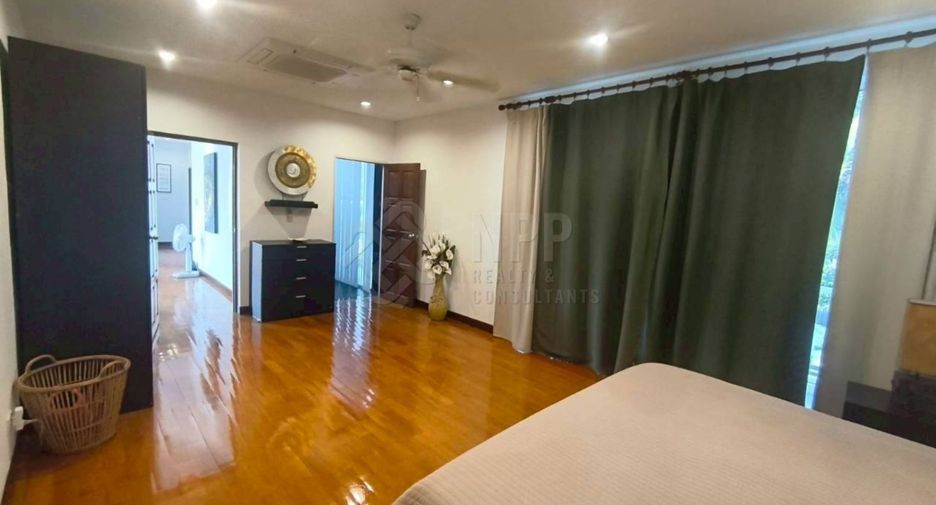 For sale 4 bedrooms house in Hua Hin, Prachuap Khiri Khan
