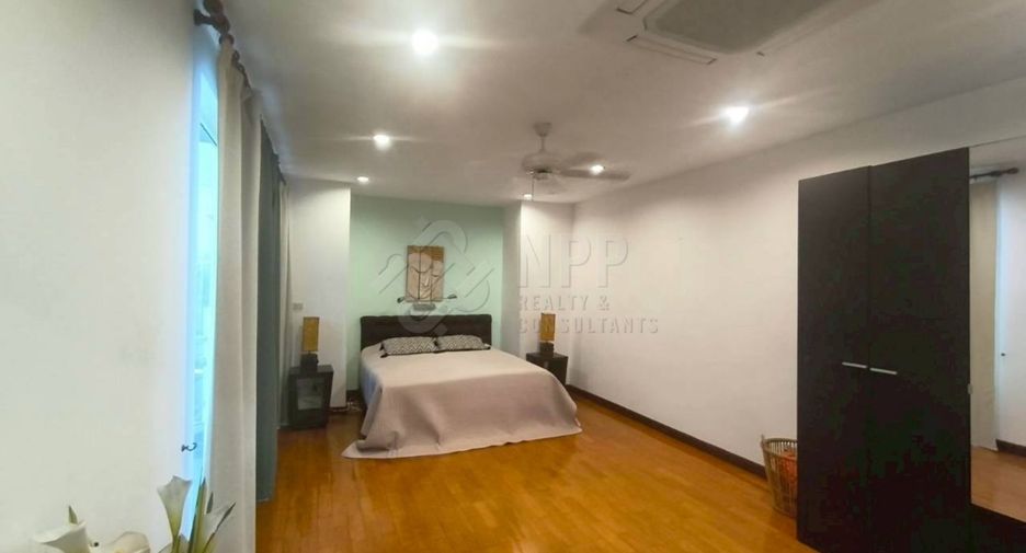 For sale 4 bedrooms house in Hua Hin, Prachuap Khiri Khan