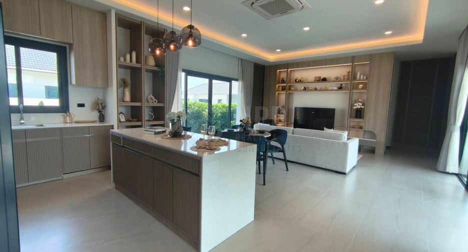 For sale 3 bedrooms house in Hua Hin, Prachuap Khiri Khan