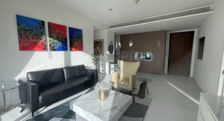 For rent 2 bedrooms condo in Pathum Wan, Bangkok