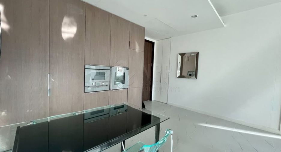 For rent 2 bedrooms condo in Pathum Wan, Bangkok