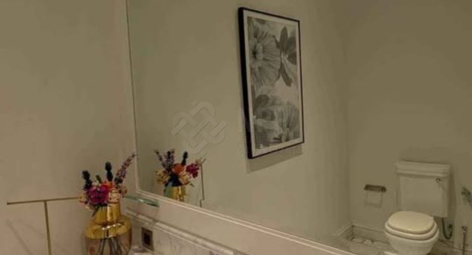 For sale 3 bedrooms condo in Pathum Wan, Bangkok