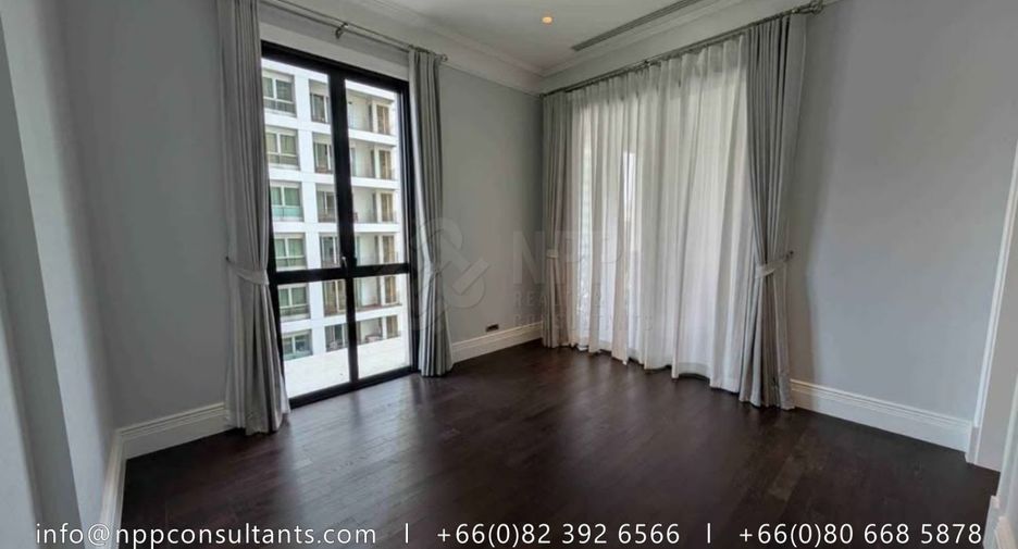 For sale 3 bedrooms condo in Pathum Wan, Bangkok