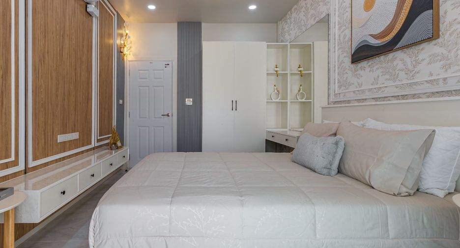 Reihenhaus zum Kauf mit 2 Zimmer in Bang Lamung, Chonburi