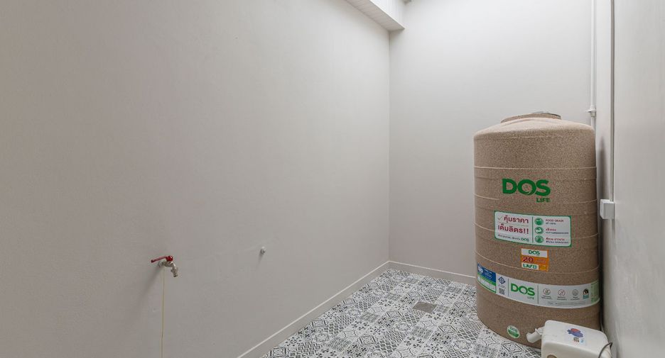 Reihenhaus zum Kauf mit 2 Zimmer in Bang Lamung, Chonburi
