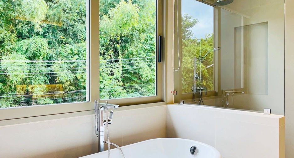 For rent and for sale 4 bedrooms villa in Kathu, Phuket