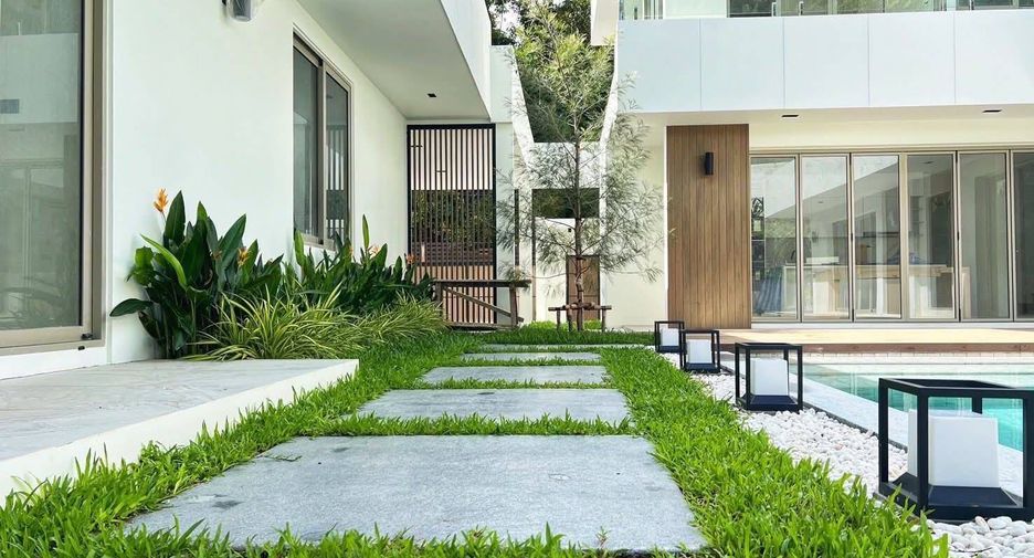 For rent and for sale 4 bedrooms villa in Kathu, Phuket