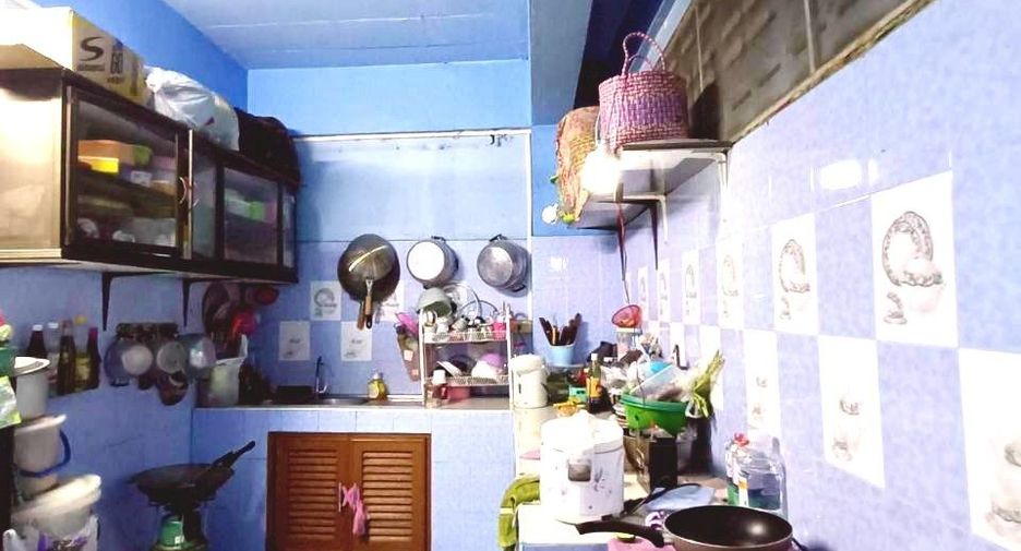 出售 3 卧室 联排别墅 在 Mueang Ratchaburi, Ratchaburi