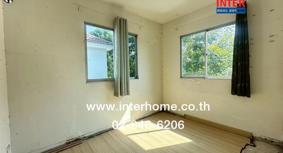 For sale 3 bedrooms townhouse in Lam Luk Ka, Pathum Thani