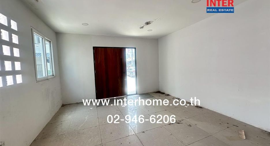 For sale 3 bedrooms townhouse in Lam Luk Ka, Pathum Thani