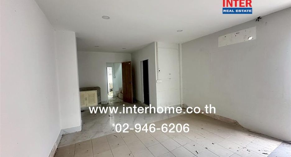 For sale 3 bedrooms townhouse in Lam Luk Ka, Pathum Thani