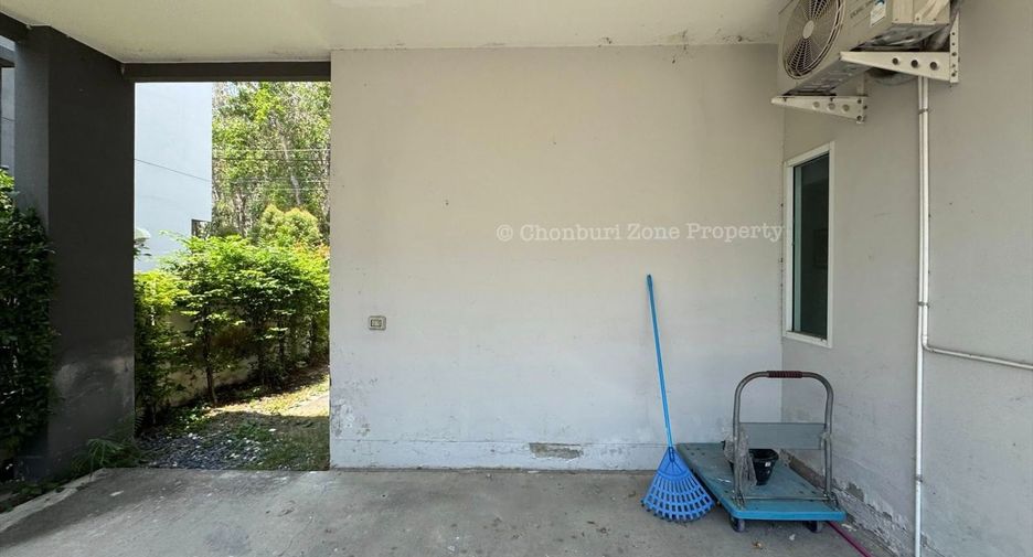 For rent 3 bedrooms house in Si Racha, Chonburi