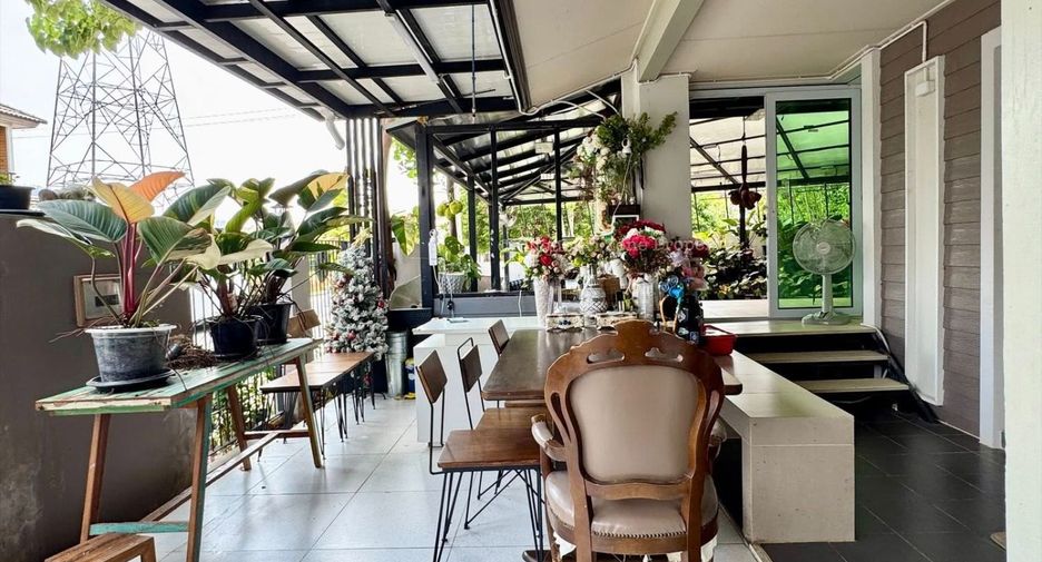 For sale 3 bedrooms house in Si Racha, Chonburi