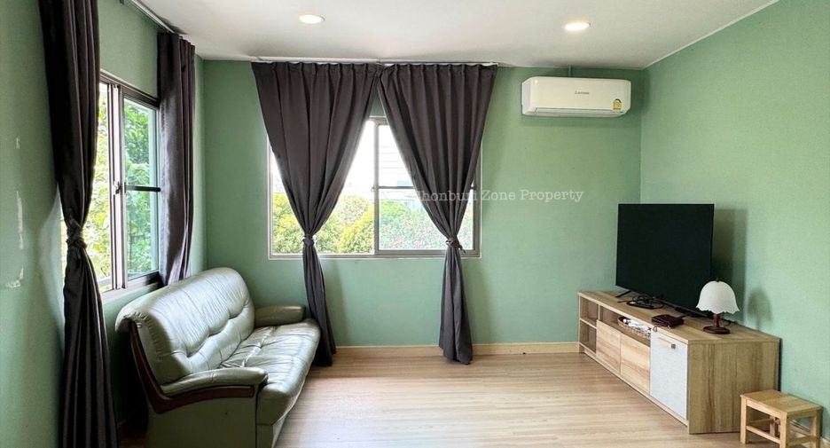 For sale 3 bedrooms house in Si Racha, Chonburi