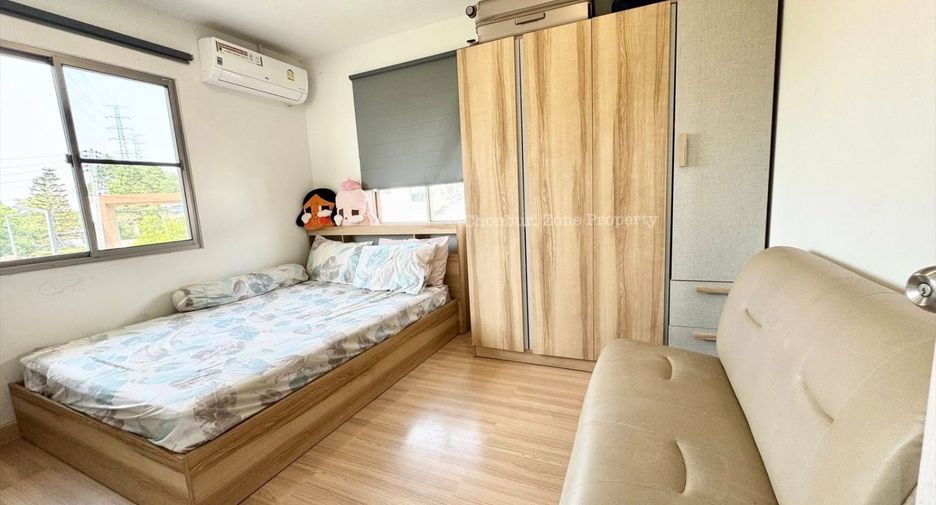 For sale 3 bedrooms house in Si Racha, Chonburi