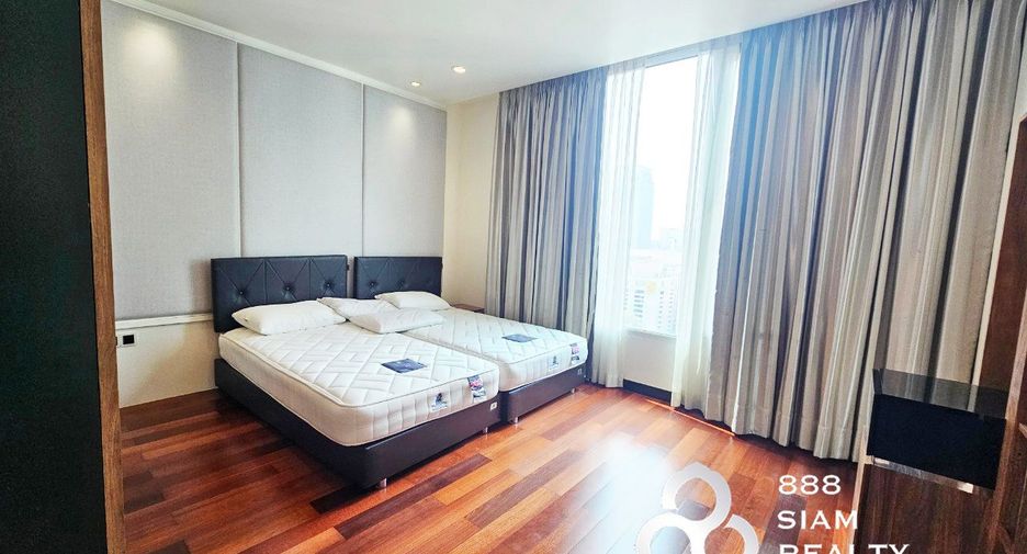 À louer 2 chambres condo à Pathum Wan, Bangkok
