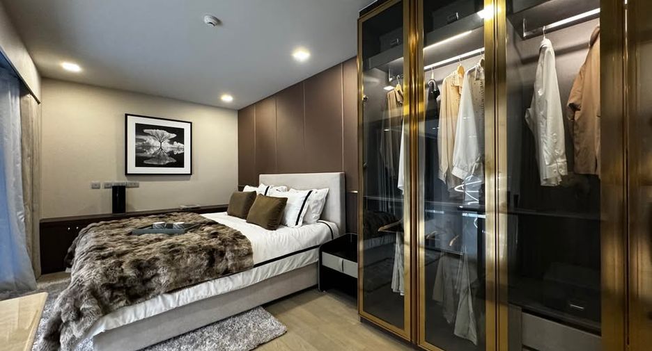 Condo en alquiler de 3 habitaciones en Watthana, Bangkok