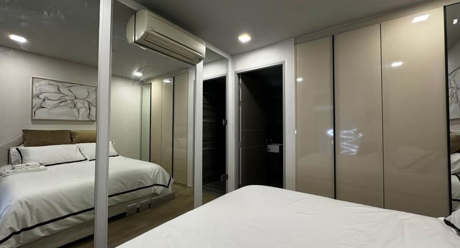 Condo en alquiler de 3 habitaciones en Watthana, Bangkok