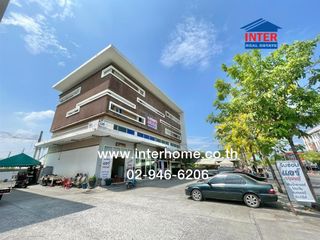 出售 4 卧室 商业空间 在 Saphan Sung, 曼谷