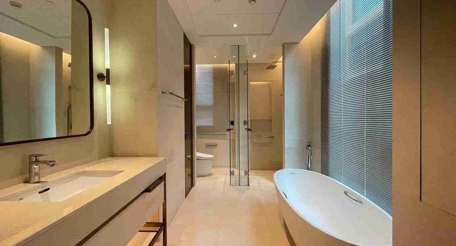 Condo en alquiler de 2 habitaciones en Pathum Wan, Bangkok