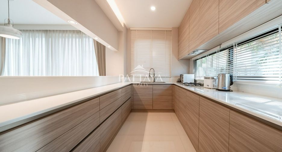 Villa zum Kauf mit 3 Zimmer in Sattahip, Chonburi