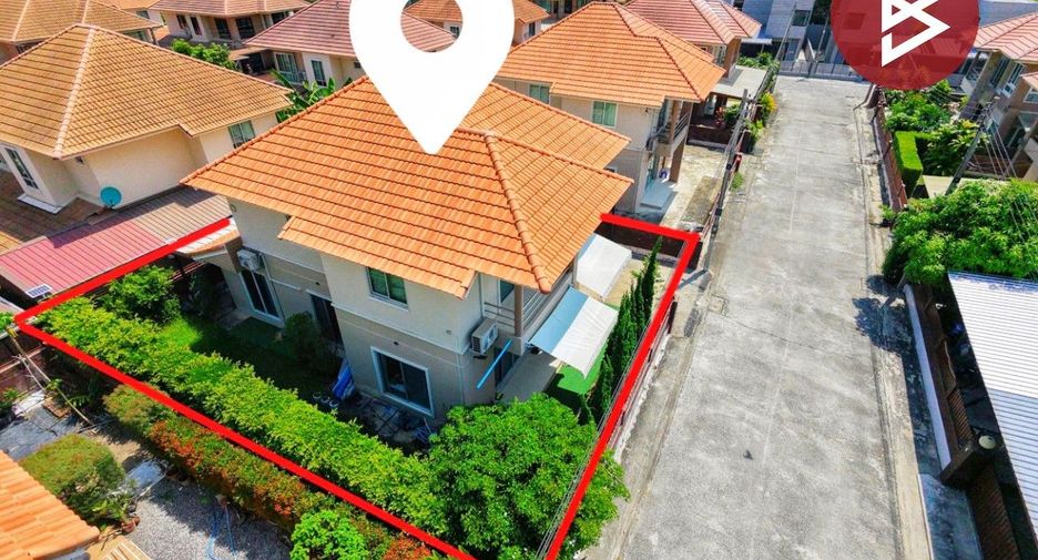 For sale 4 bedrooms house in Mueang Uthai Thani, Uthai Thani