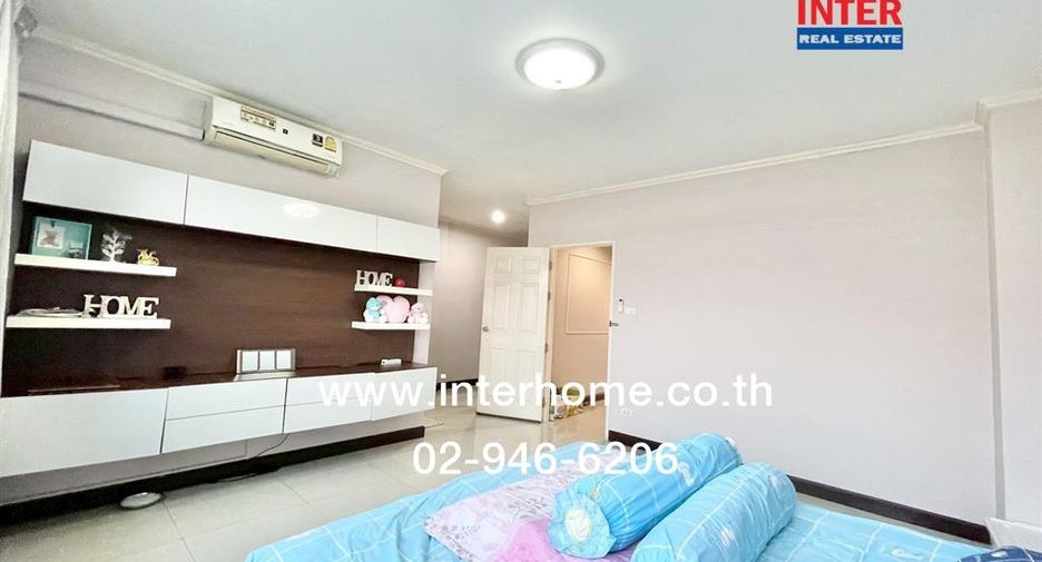 For sale 6 bedrooms retail Space in Saphan Sung, Bangkok